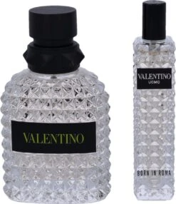 Valentino Uomo Born In Roma Yellow Dream Giftset - 50 Ml Eau De Toilette Spray + 15 Ml Eau De Toilette Tasspray - Cadeauset Voor Heren 7 Valentino Uomo Born In Roma Yellow Dream Giftset - 50 Ml Eau De Toilette Spray + 15 Ml Eau De Toilette Tasspray - Cadeauset Voor Heren -Parfum Luxe Verkoopwinkel 1035x1200 4