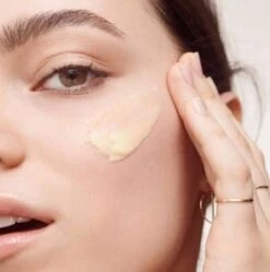 Bobbi Brown Skincare Vitamin Enriched Face Base -Parfum Luxe Verkoopwinkel 1188x1200 1